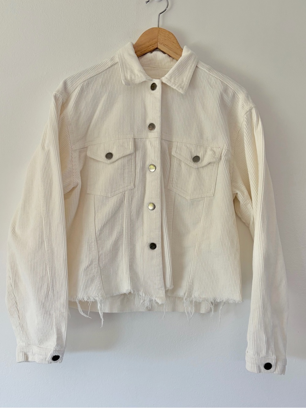 POL Clothing Off White Corduroy Distressed Frayed Raw Hem Trucker Jacket Large - Picture 2 of 14